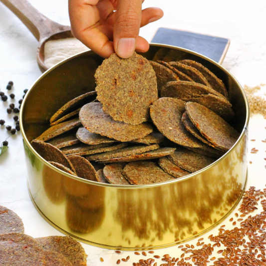 Spicy Flaxseed B12 Crackers | Crunchy & Delicious | Oil-free, Baked not Fried