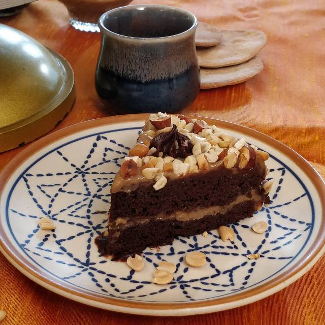 Caramel Chocolate Cake with Nuts (600g) - Sampoorna Ahara - Healthy Food, Tasty Food