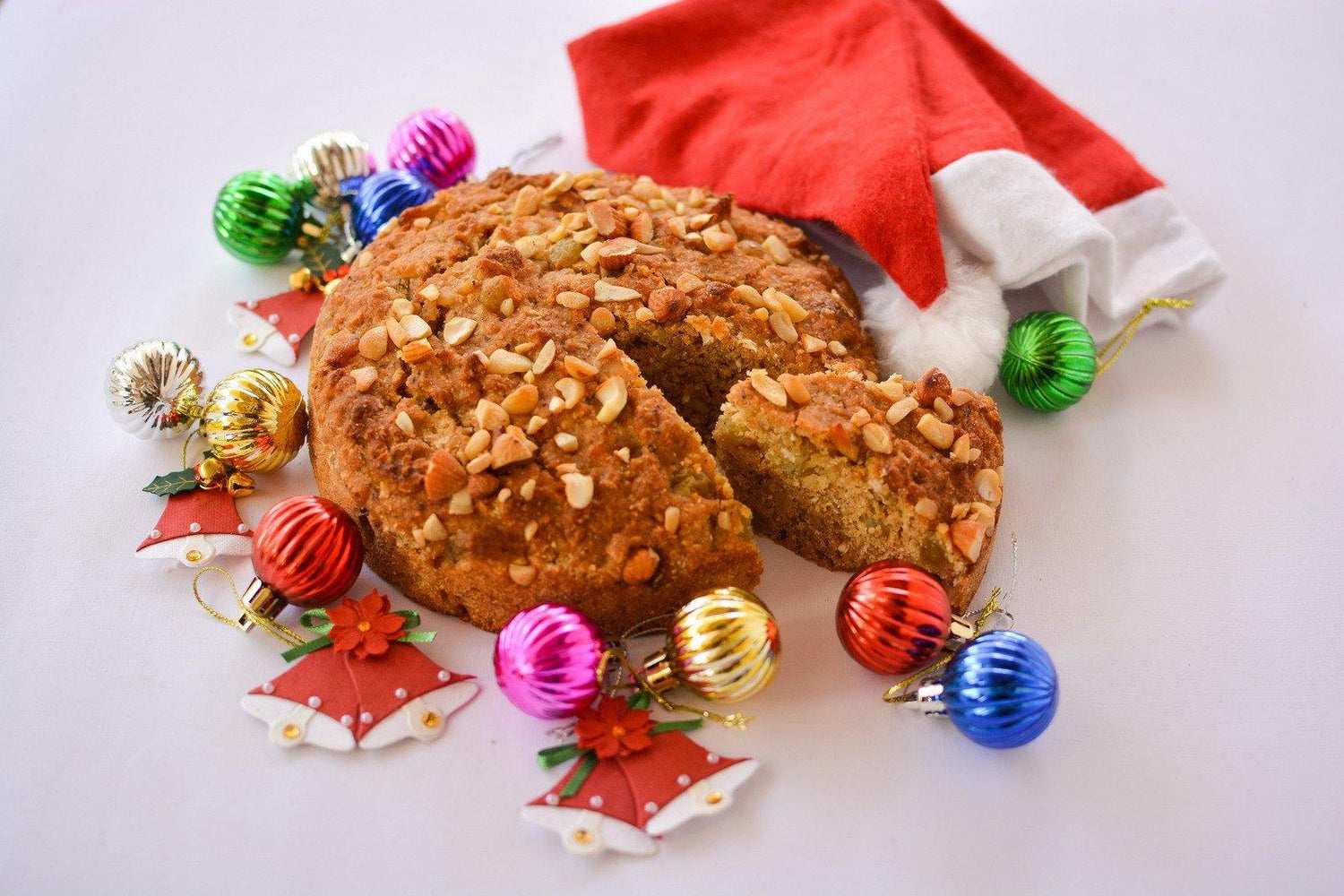 Dry Fruit and Nut Christmas Cake - Fruit Sweetened, no Alcohol - 550g - Sampoorna Ahara - Healthy Food, Food Delivery, Food Order Online, Healthy Snacks, Healthy Breakfast, Sourdough Breads, Sugar-free Desserts